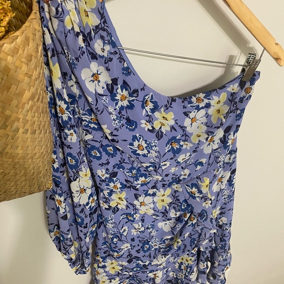 Astr Floral One Shoulder Long Sleeve Ruffled Dress - Picture 3 of 7